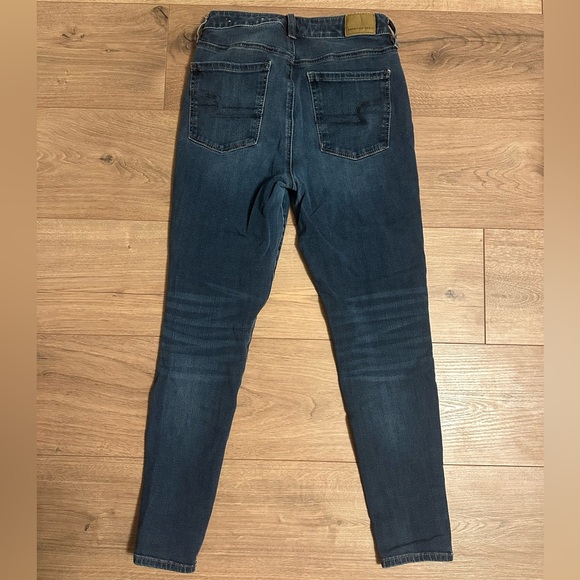 American Eagle Super Hi-Rise Jeggings - Picture 2 of 5